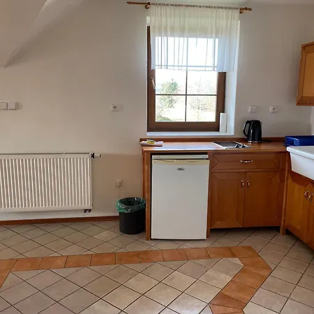 Biofarma Slunecna 3* Želnava